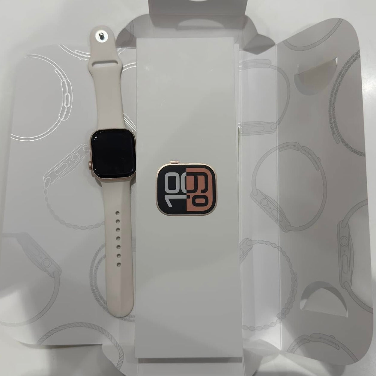 Apple Watch Series 10 With 2 Straps (MASTER COPY)