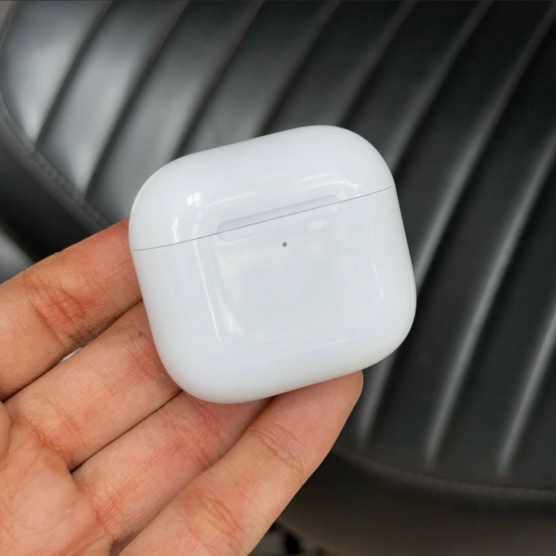 Airpods 4 with ANC, Spatial audio,Voice Isolation & Transparency Mode