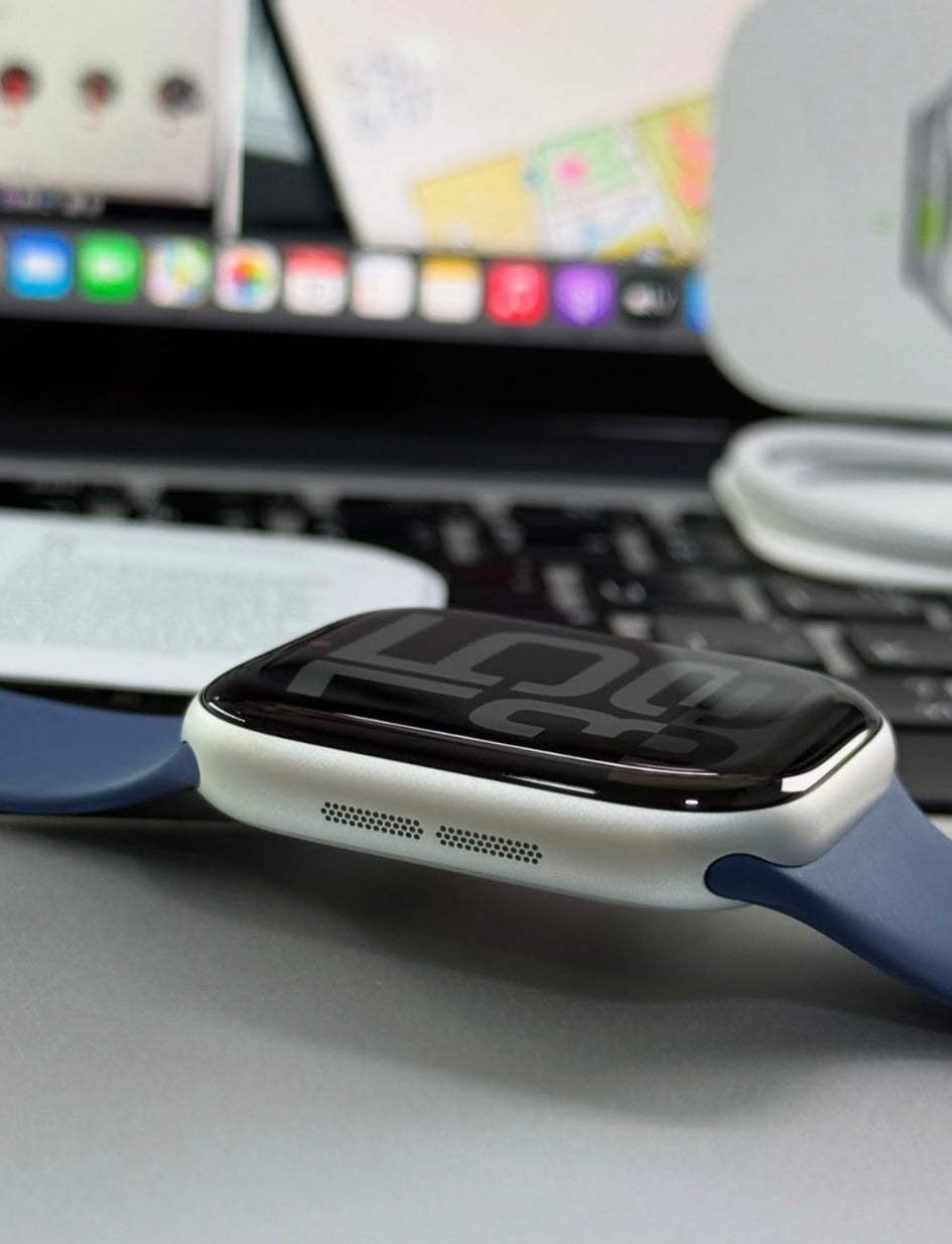 Apple Watch Series 11 With Nike Loop Band (Premium Master Copy)